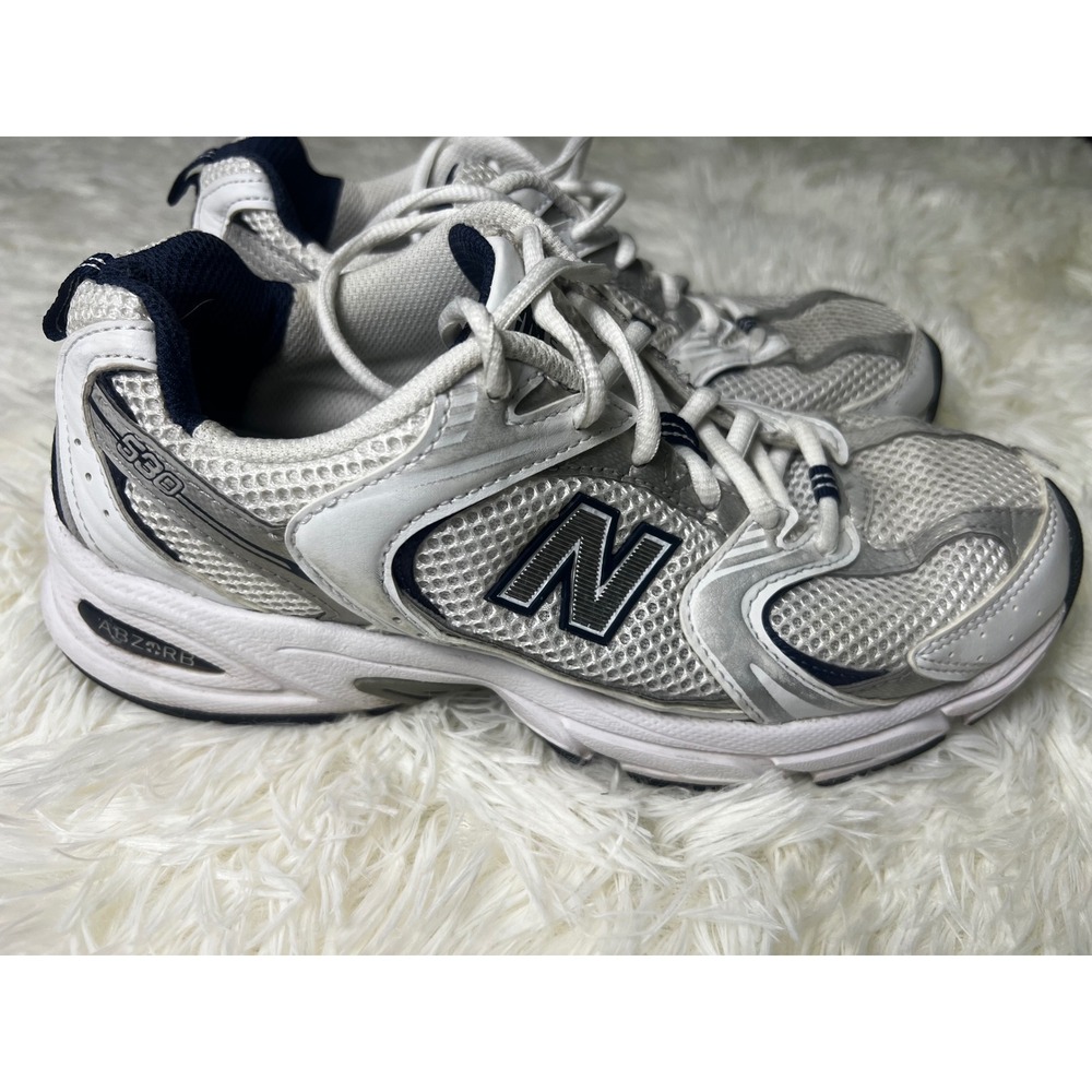 New Balance 530 Women 7 Men 5.5 White Silver Navy Y2K Sneakers MR530SG